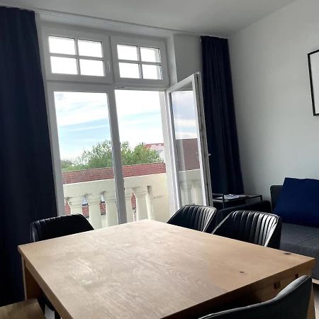 Jaybnb - Gaming Apartment Ps5 65 Zoll 4K Tv Wohnung Mit Balkon Дортмунд Екстер'єр фото